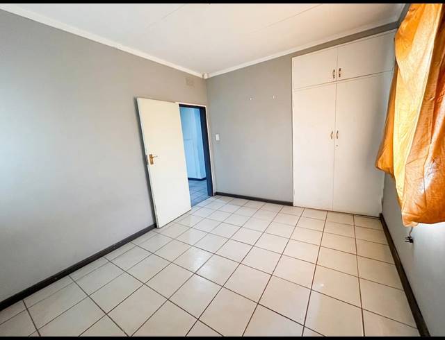 3 BEDROOM HOUSE TO LET IN VANDERBIJLPARK SE 10